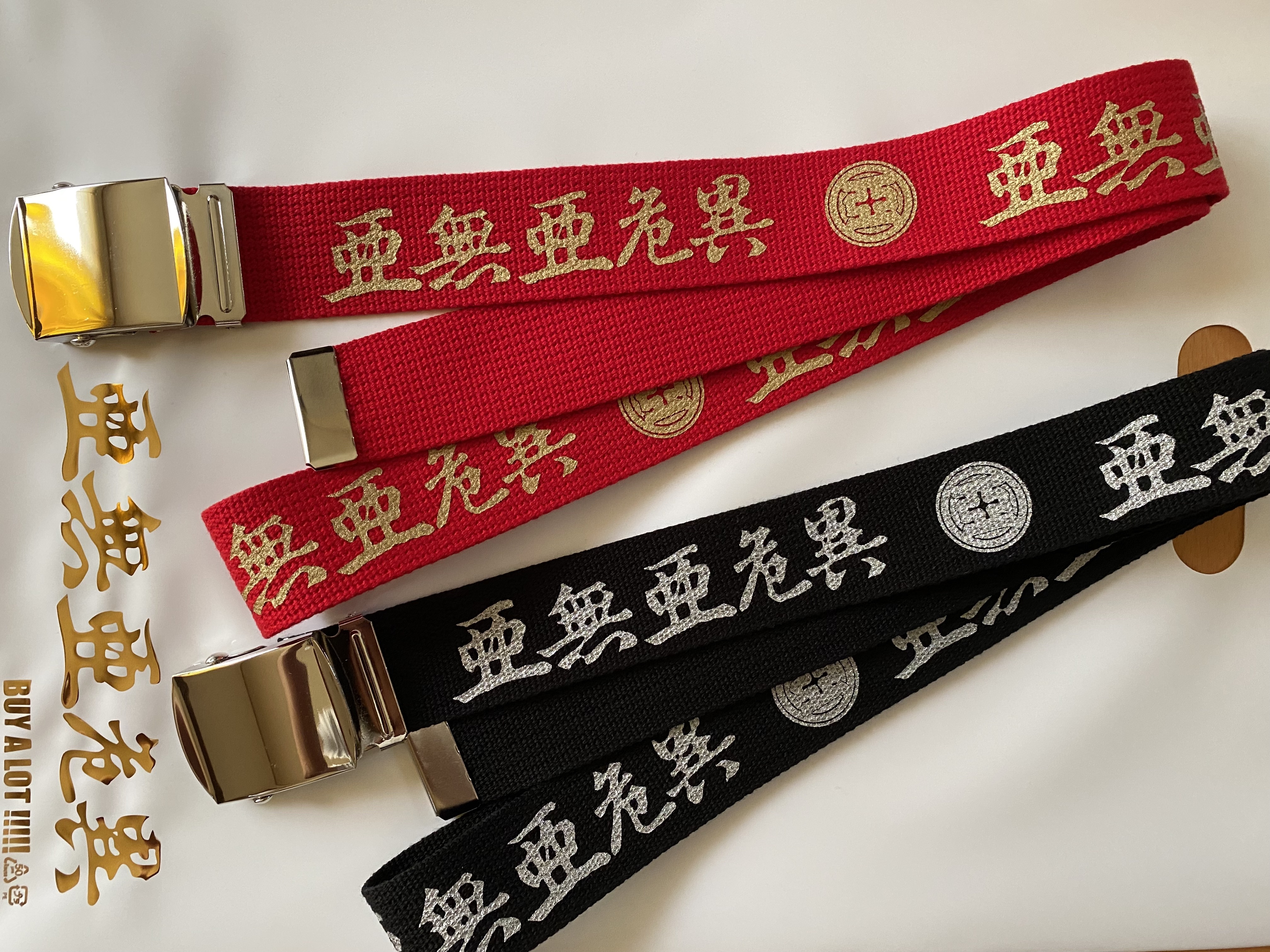 WEB SHOPにてガチャベルト再販売！新作Tシャツ＆パーカー最終受付開始